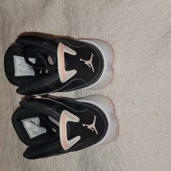 Jordan 6 Rings - Picture 4 of 4